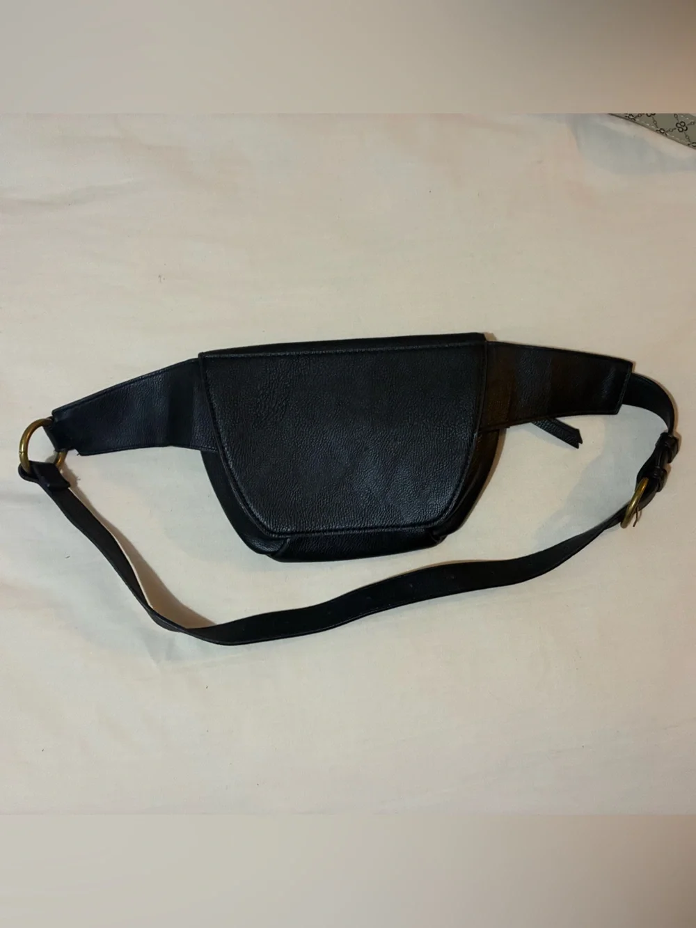Universal Thread Black Leather Crossbody Belt Bag with Gold Hardware